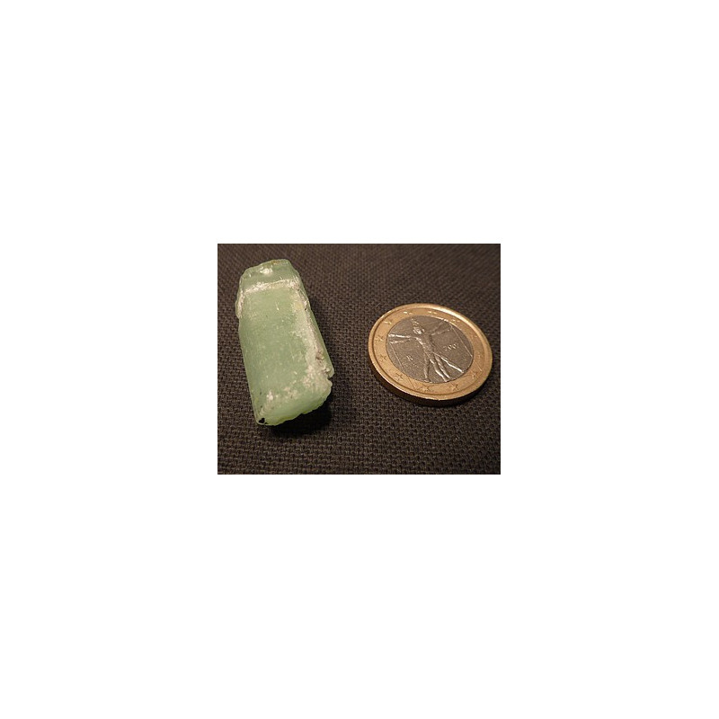 cristal d'aigue marine couleur bleu vert