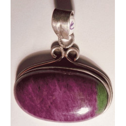 pendentif ovale rubis zoisite
