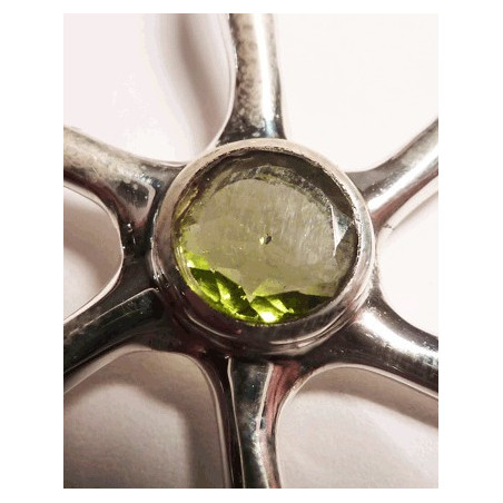 pendentif péridot étoile en argent