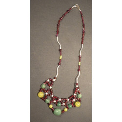 collier grenat, serpentine et aventurine