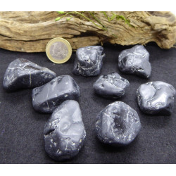 Black Spinel Tumbled Stone