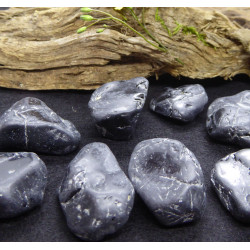 Black Spinel Tumbled Stone