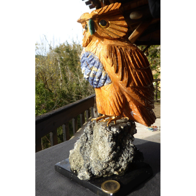 Hibou en pierre