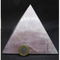 pyramide en quartz rose