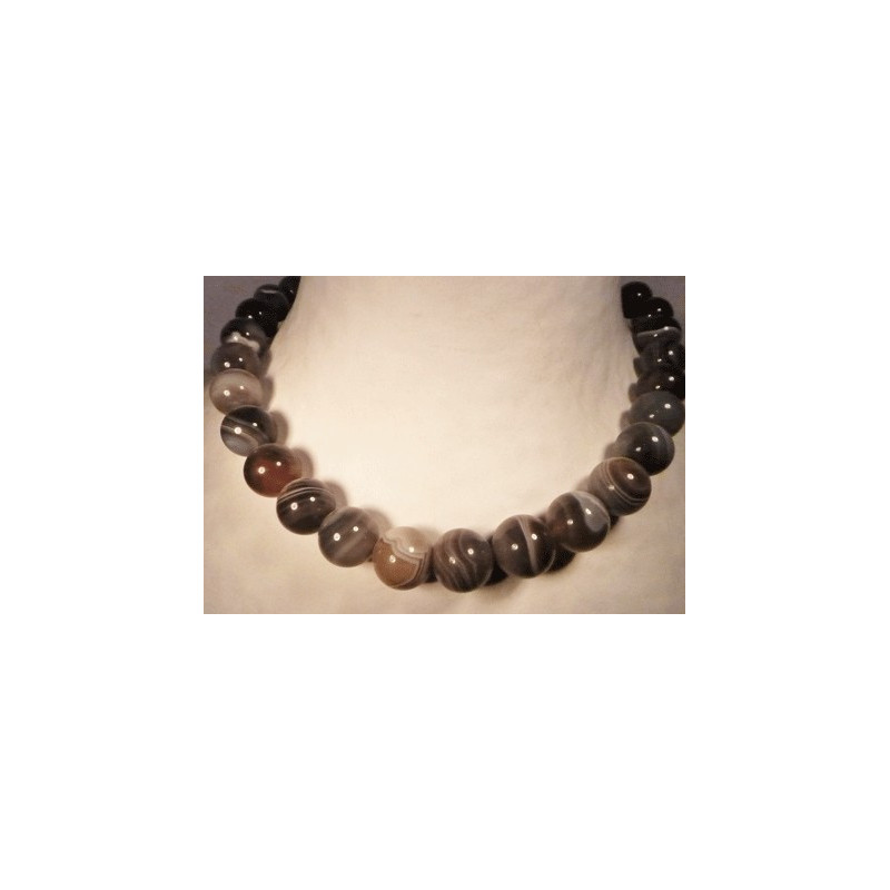 collier en agate du botswana