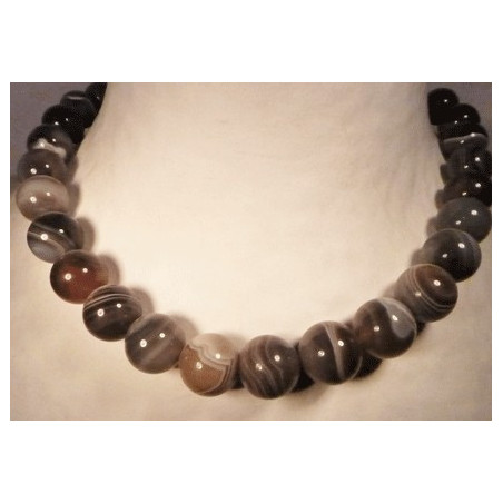 collier en agate du botswana