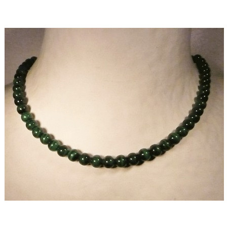 collier en malachite ras du cou