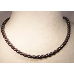collier en perle ovale nacrée