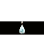 Pendentifs en Larimar
